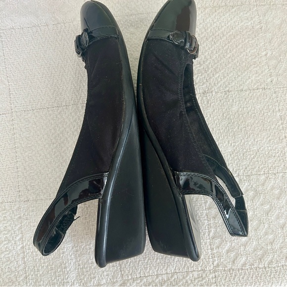 Anne Klein Slingback Wedge Shoes Black Glossy Toe Cap Comfort Davy size 8 - Picture 9 of 14